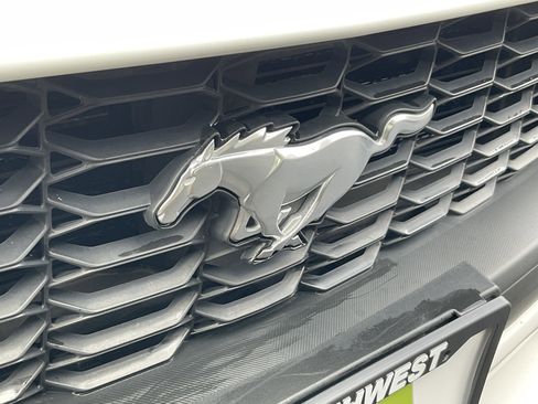 Used 2024 Ford Mustang Premium image 11
