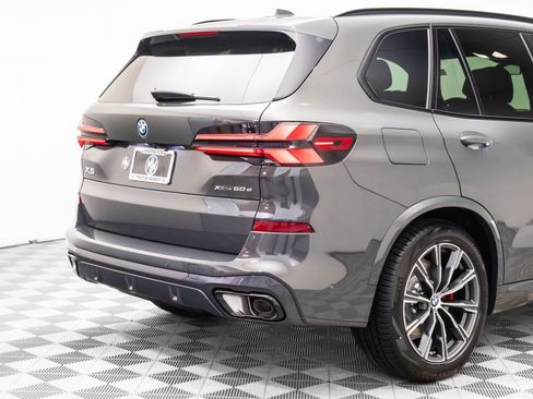 New 2026 BMW X5 xDrive50e w/ Executive Package image 36