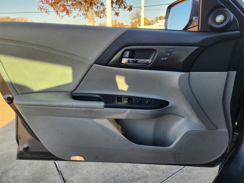 Used 2013 Honda Accord EX-L image 16