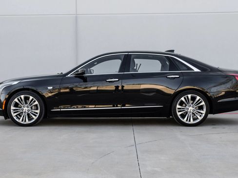 Used 2019 Cadillac CT6 Platinum image 10