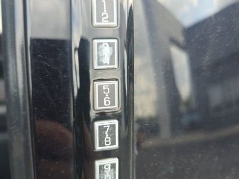 Used 2022 Ford F150 Lariat w/ Equipment Group 502A High image 15