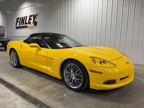 Used 2006 Chevrolet Corvette Convertible w/ Preferred Equipment Group RWD image 4