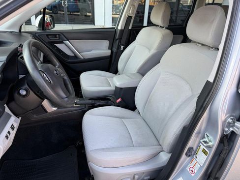 Used 2015 Subaru Forester 2.5i Premium image 9