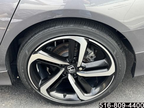 Used 2018 Honda Accord Sport image 11