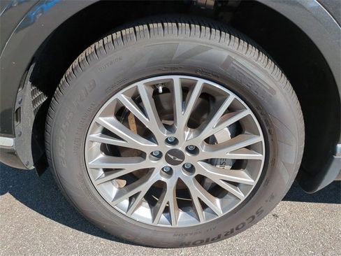 Certified 2025 Genesis GV80 2.5T Standard image 10