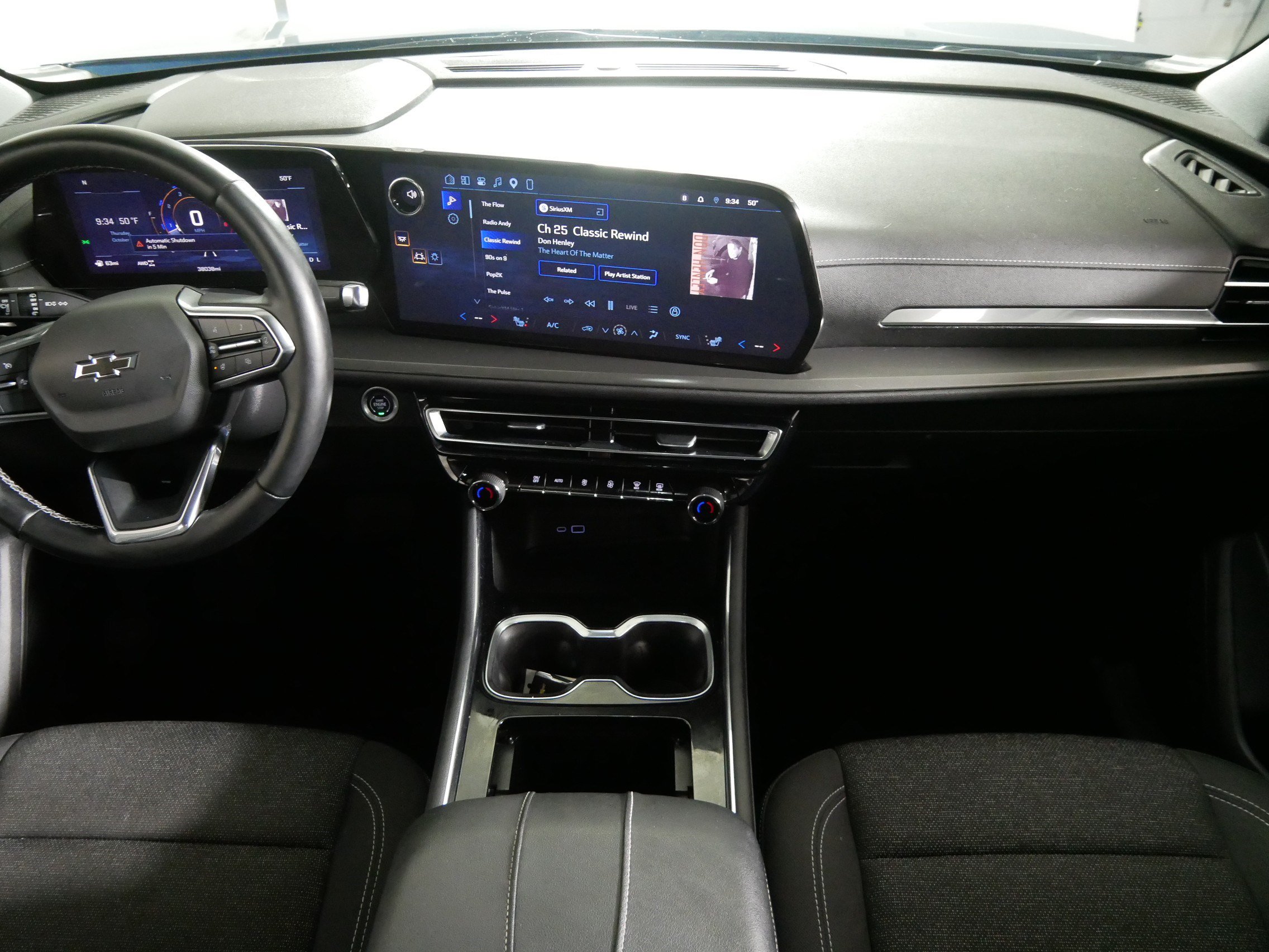 Used 2024 Chevrolet Traverse LS w/ Midnight/Sport Edition AWD/4WD image 9