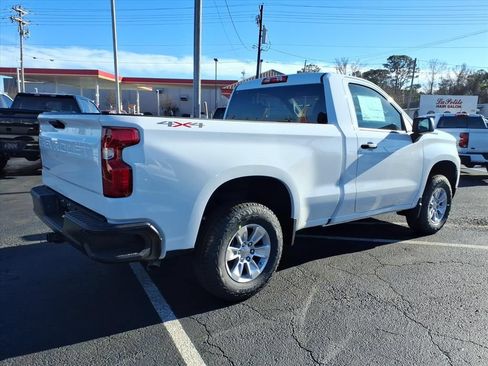 New 2026 Chevrolet Silverado 1500 W/T w/ WT Value Package AWD/4WD image 3