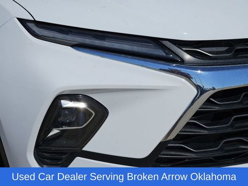 Used 2023 Chevrolet Blazer LT image 9