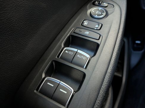 Used 2019 Honda Accord LX image 19