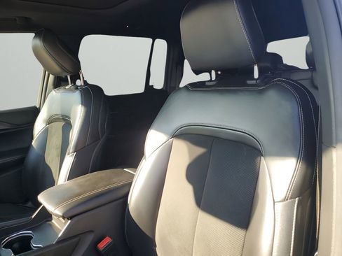 Used 2023 Jeep Grand Cherokee Altitude image 29