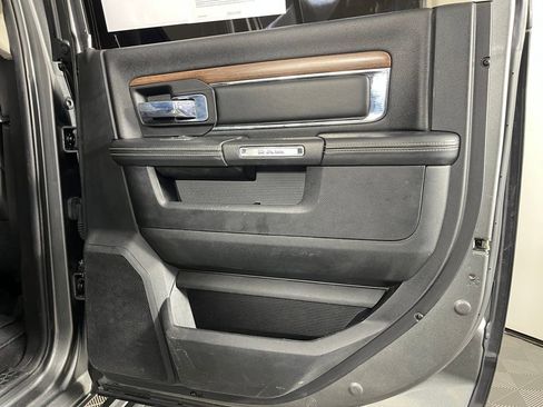 Used 2013 RAM 2500 Laramie w/ Convenience Group image 14