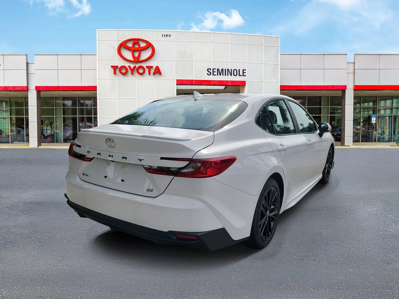 Used 2026 Toyota Camry SE w/ Multimedia Upgrade Package FWD image 3