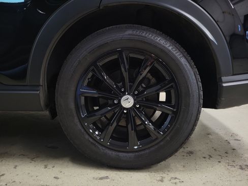 Used 2023 Honda CR-V EX-L image 6