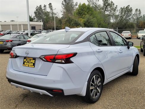 New 2025 Nissan Versa SV image 4
