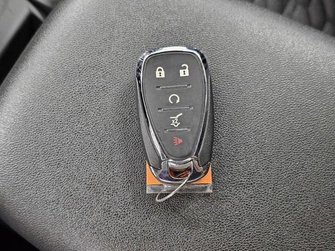 Used 2021 Chevrolet Equinox LT FWD image 37