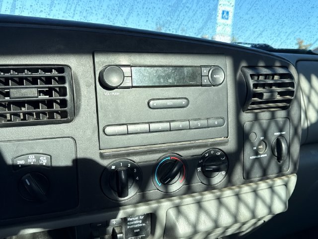 Used 2006 Ford F250 XL AWD/4WD image 25