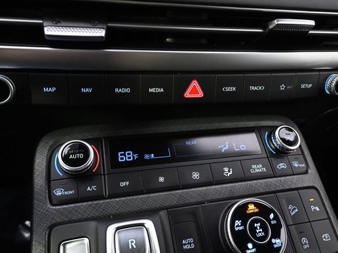 Used 2024 Hyundai Palisade Limited AWD/4WD image 33