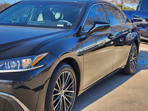 Used 2023 Lexus ES 350 350 Premium Package image 9