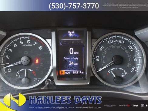 Used 2022 Toyota Tacoma SR5 RWD image 32