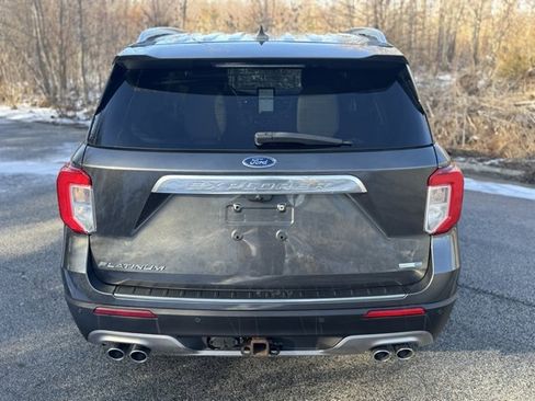 Used 2020 Ford Explorer Platinum w/ Premium Technology Package image 6