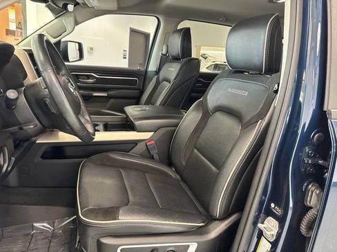 Used 2022 RAM 1500 Laramie AWD/4WD image 17