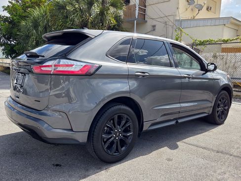 Certified 2022 Ford Edge SE w/ Black Appearance Package AWD/4WD image 5