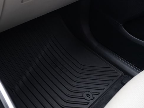 Used 2024 Kia Sorento S w/ Panoramic Sunroof Package FWD image 14