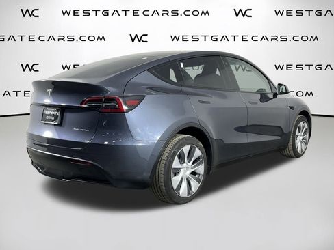Used 2023 Tesla Model Y Long Range image 43