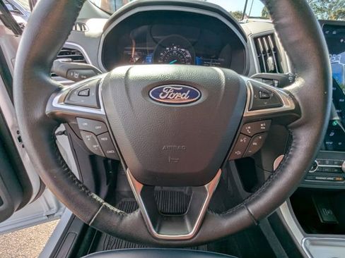 Used 2024 Ford Edge SEL w/ Sport Appearance Package image 36