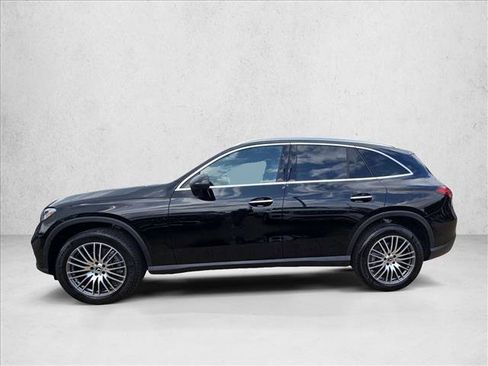 Used 2026 Mercedes-Benz GLC 300 image 9