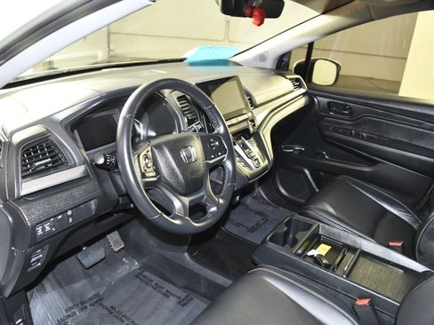 Used 2022 Honda Odyssey EX-L image 2