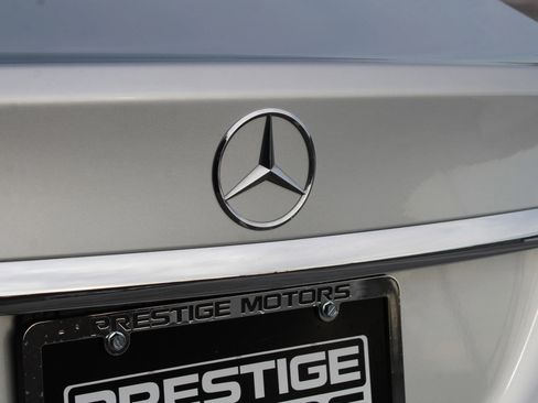 Used 2017 Mercedes-Benz C 300 4MATIC Sedan image 41