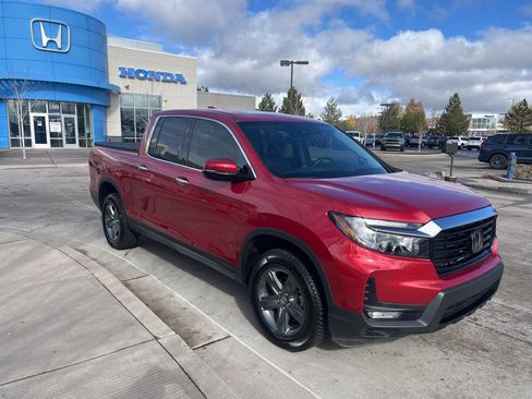 Used 2023 Honda Ridgeline RTL-E image 3