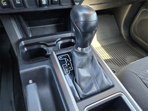 Used 2023 Toyota Tacoma 4x4 Double Cab image 16