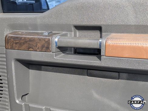 Used 2013 Ford F350 Platinum w/ Platinum Pkg image 37
