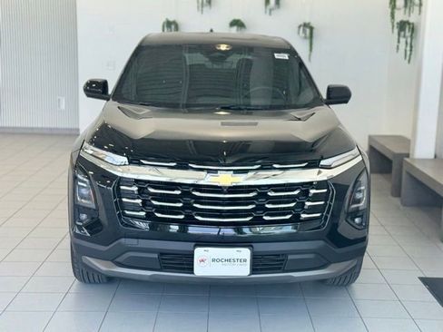 Used 2025 Chevrolet Equinox LT w/ Safety and Technology Package AWD/4WD image 34