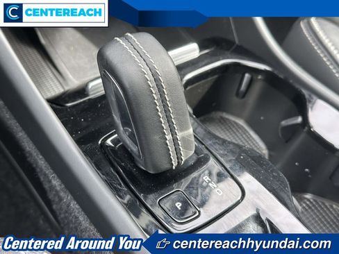 Used 2020 Volvo XC40 T5 R-Design image 31