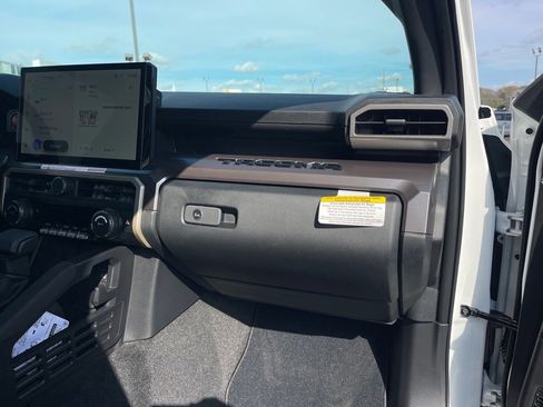 New 2025 Toyota Tacoma TRD Sport image 18