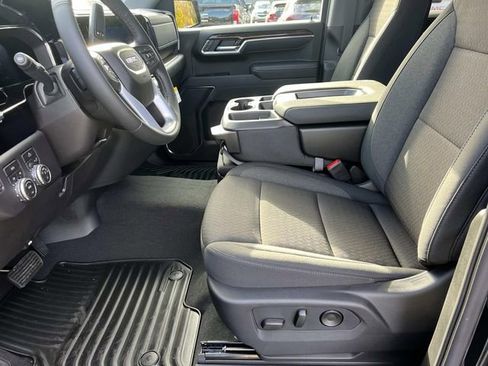 New 2026 GMC Sierra 1500 Elevation image 15