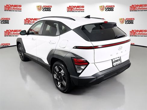 Certified 2025 Hyundai Kona SEL image 2
