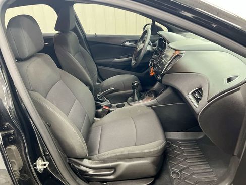 Used 2016 Chevrolet Cruze LT w/ RS Package FWD image 21