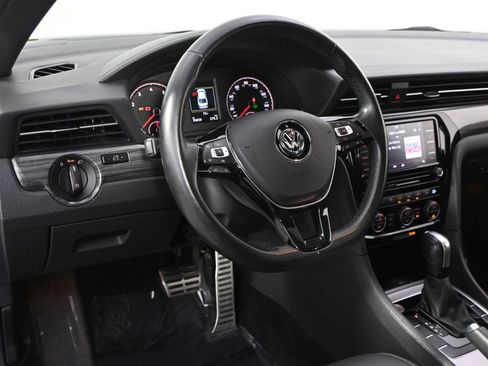 Used 2021 Volkswagen Passat 2.0T R-Line FWD image 11