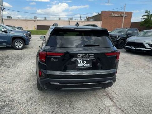 New 2026 GMC Terrain Elevation w/ Elevation Premium Package AWD/4WD image 7