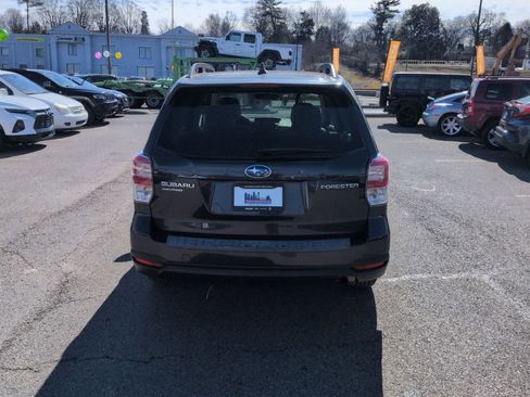 Used 2018 Subaru Forester 2.5i Premium image 7