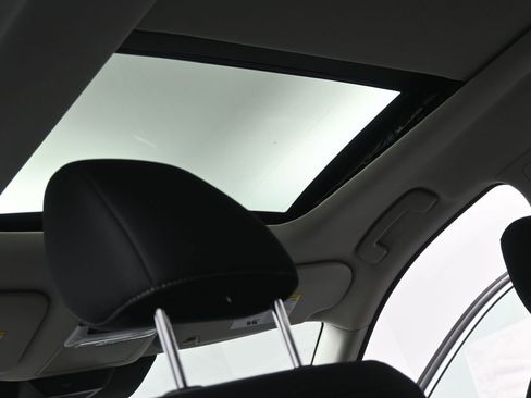 New 2026 Nissan Pathfinder SV image 24