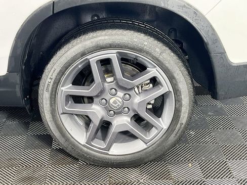 Used 2023 Honda Passport EX-L image 32