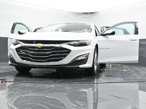 Used 2024 Chevrolet Malibu LT image 69