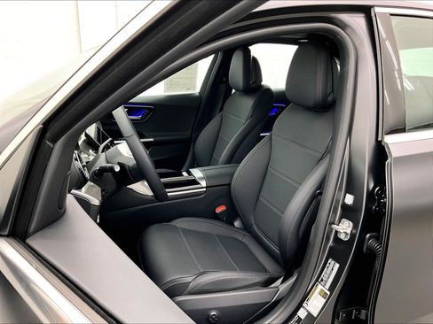 Used 2026 Mercedes-Benz C 300 Sedan image 16