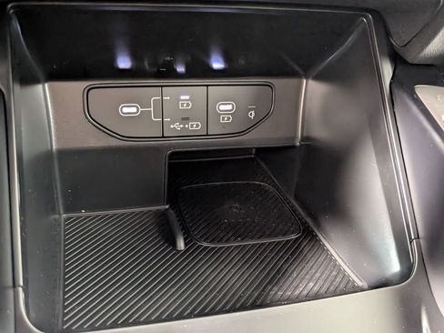 New 2026 Kia Sorento S w/ S Panoramic Sunroof Package image 23