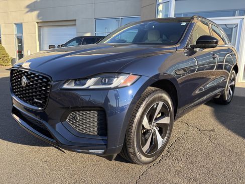 Certified 2025 Jaguar F-PACE R-Dynamic S image 4